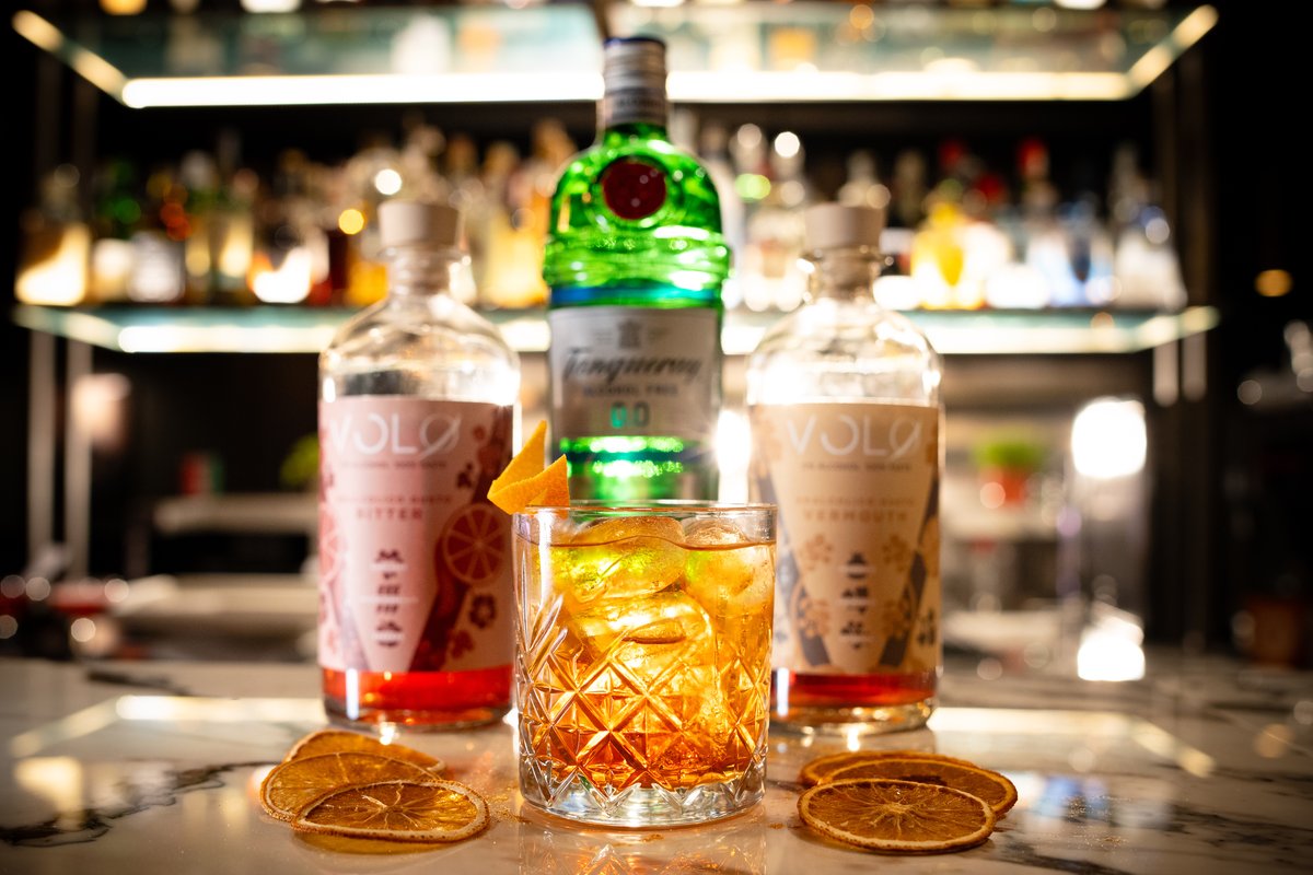 Cocktail analcolico con agrumi disidratati